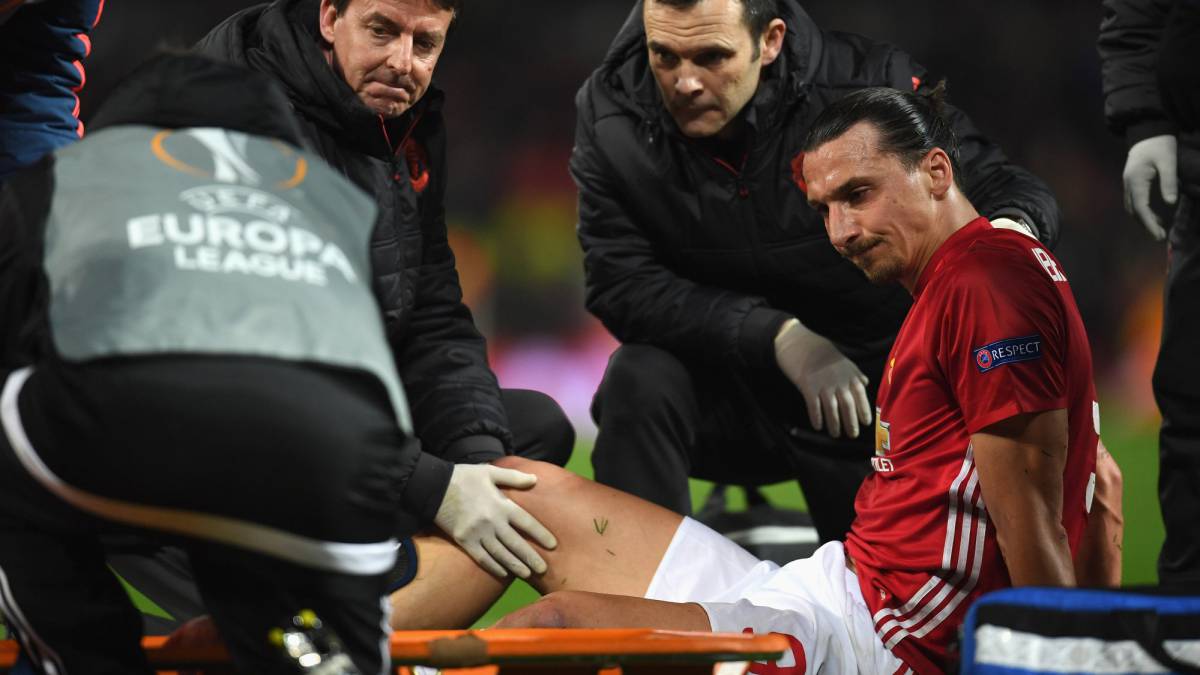 Resultado de imagen para zlatan lesionado manchester