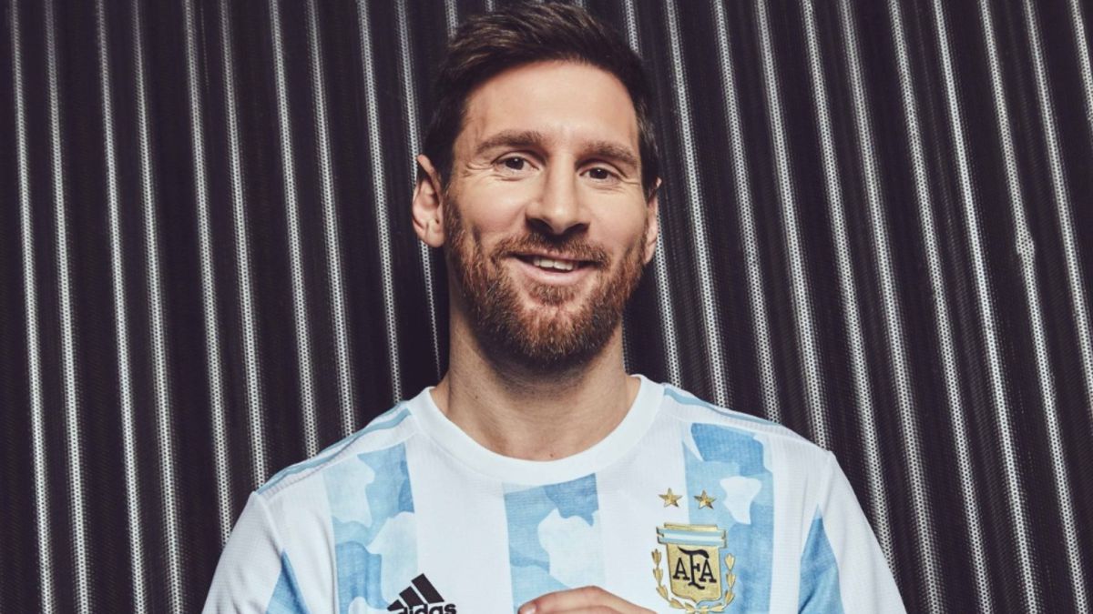 material Consentimiento Registro Messi models new Argentina shirt - AS USA