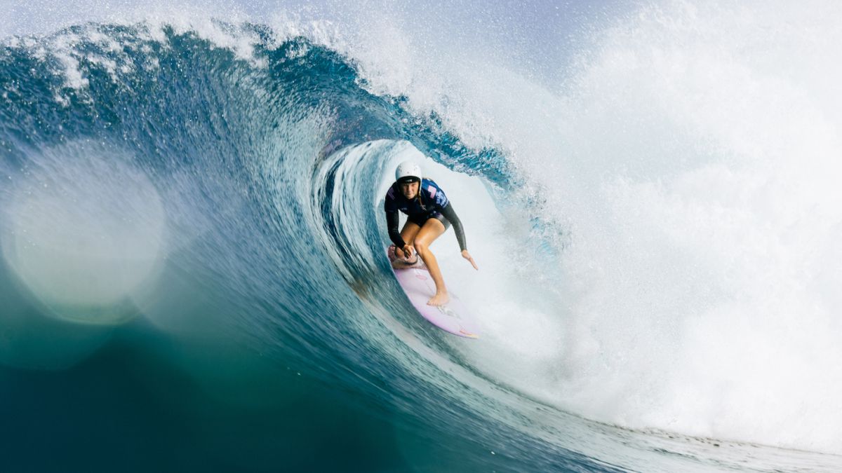 Recuerden el nombre de esta surfista: Caitlin Simmers