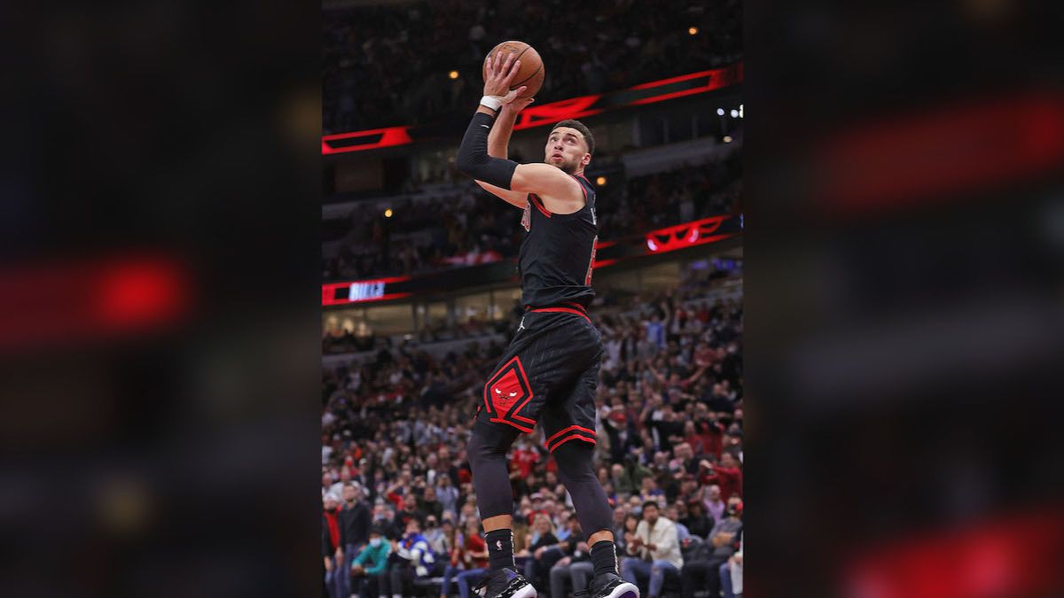 Zach lavine dunk store