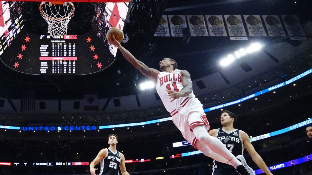 Rockets put on a show in Rising Stars games