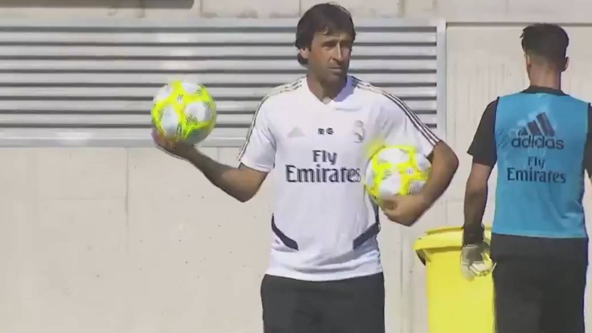 uno aburrido Puñalada Raúl puts Real Madrid Castilla through their paces for the first time - AS  USA