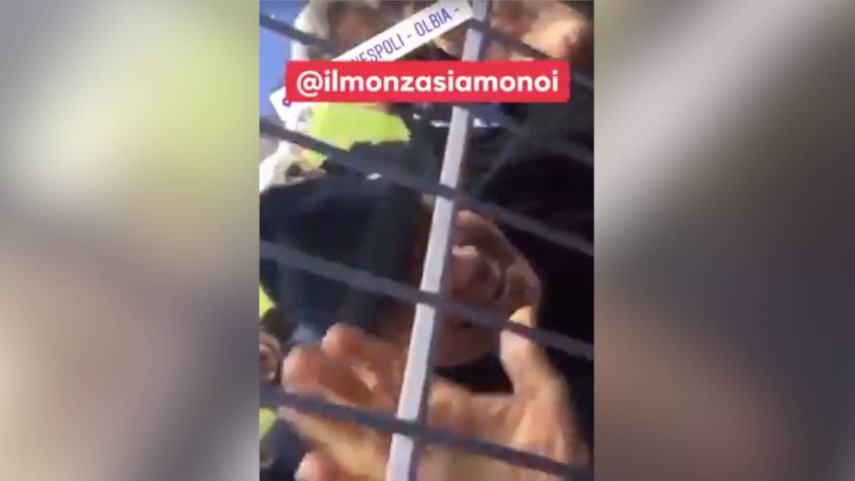 Berlusconi, a hinchas del Monza: 