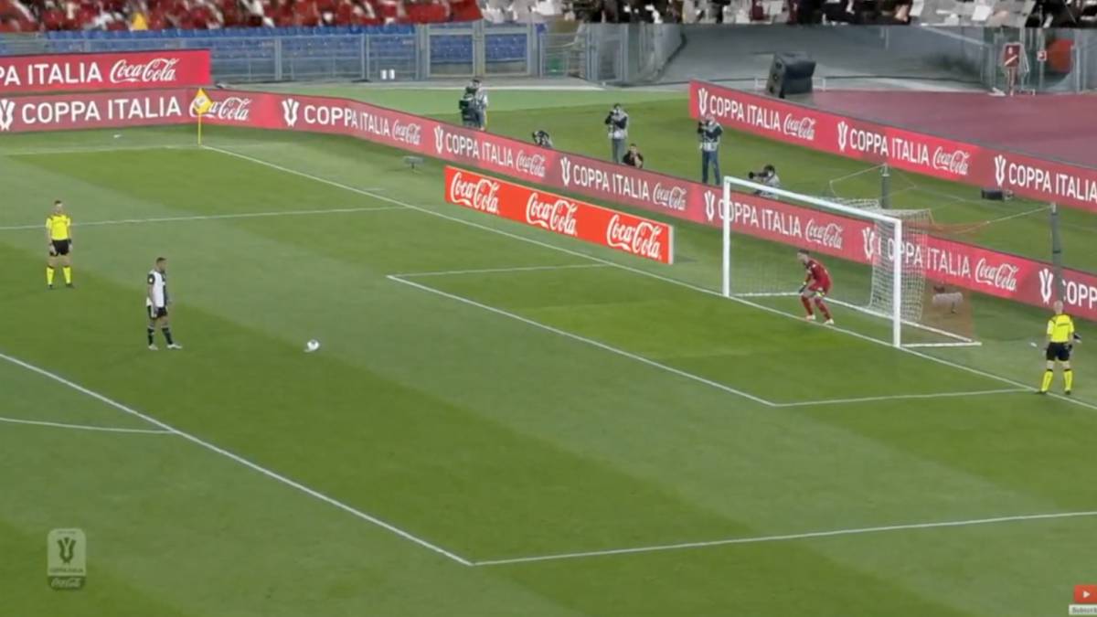 Ver vídeo / Danilo, sí, Danilo tirando así un penalti en la tanda por el que es TT mundial