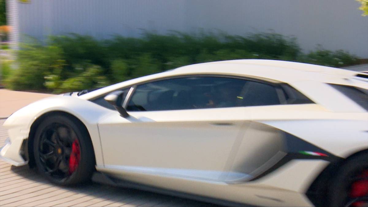 Hazard arrives at Real Madrid training in a Lamborghini Aventador SVJ - AS  USA