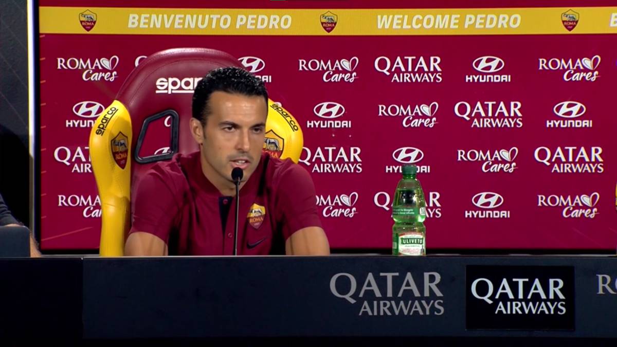 Pedro, en su presentación con la Roma: 