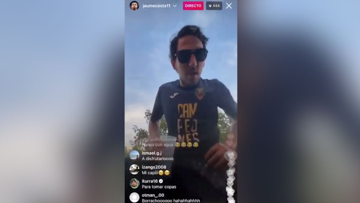 El vídeo viral de Parejo en la rua del Villarreal que ha desatado todo tipo  de comentarios - AS.com