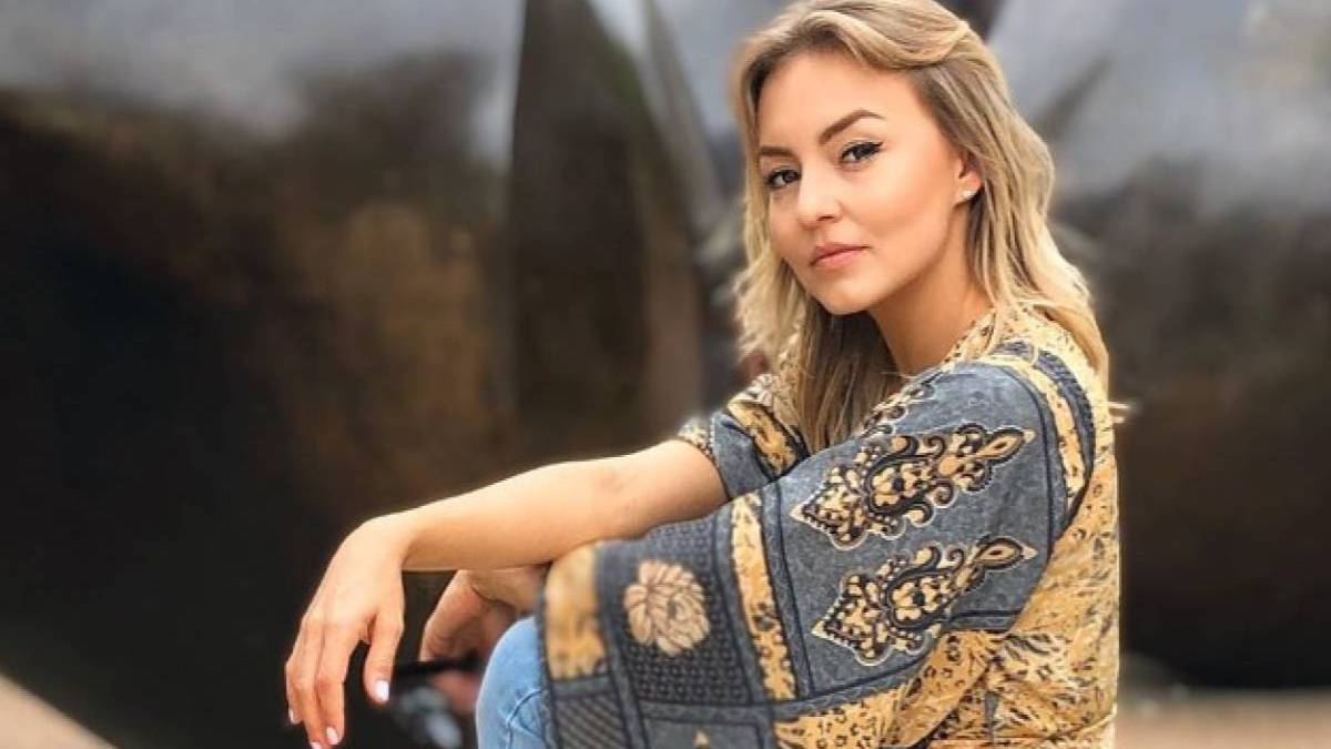 Angelique Boyer y Sebastián Rulli muestran su lado acrobáticos en TiK Tok -  AS México