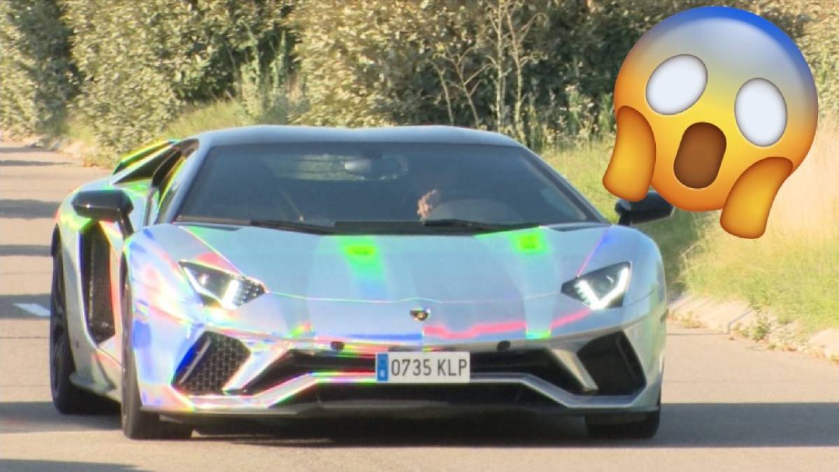 Theo stuns Valdebebas with holographic Lamborghini 